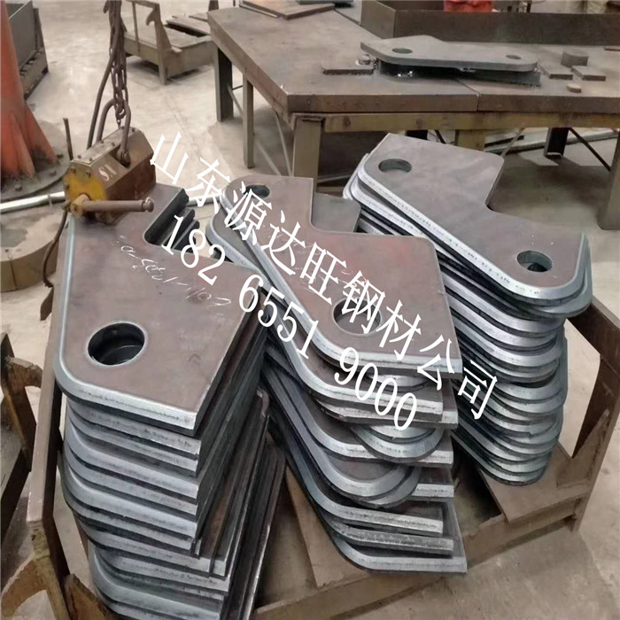 nm400耐磨鋼板商家：河鋼唐鋼精品板材助建全球最大的室內(nèi)樂(lè)園